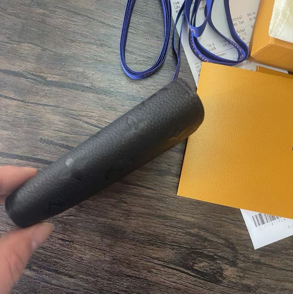 Louis Vuitton Victorine Wallet - Picture 6 of 10